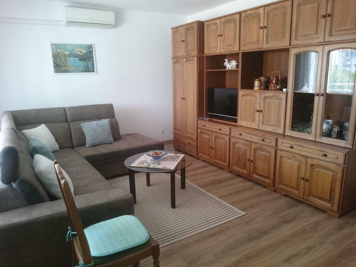 罗维尼Apartman Sanja公寓 外观 照片