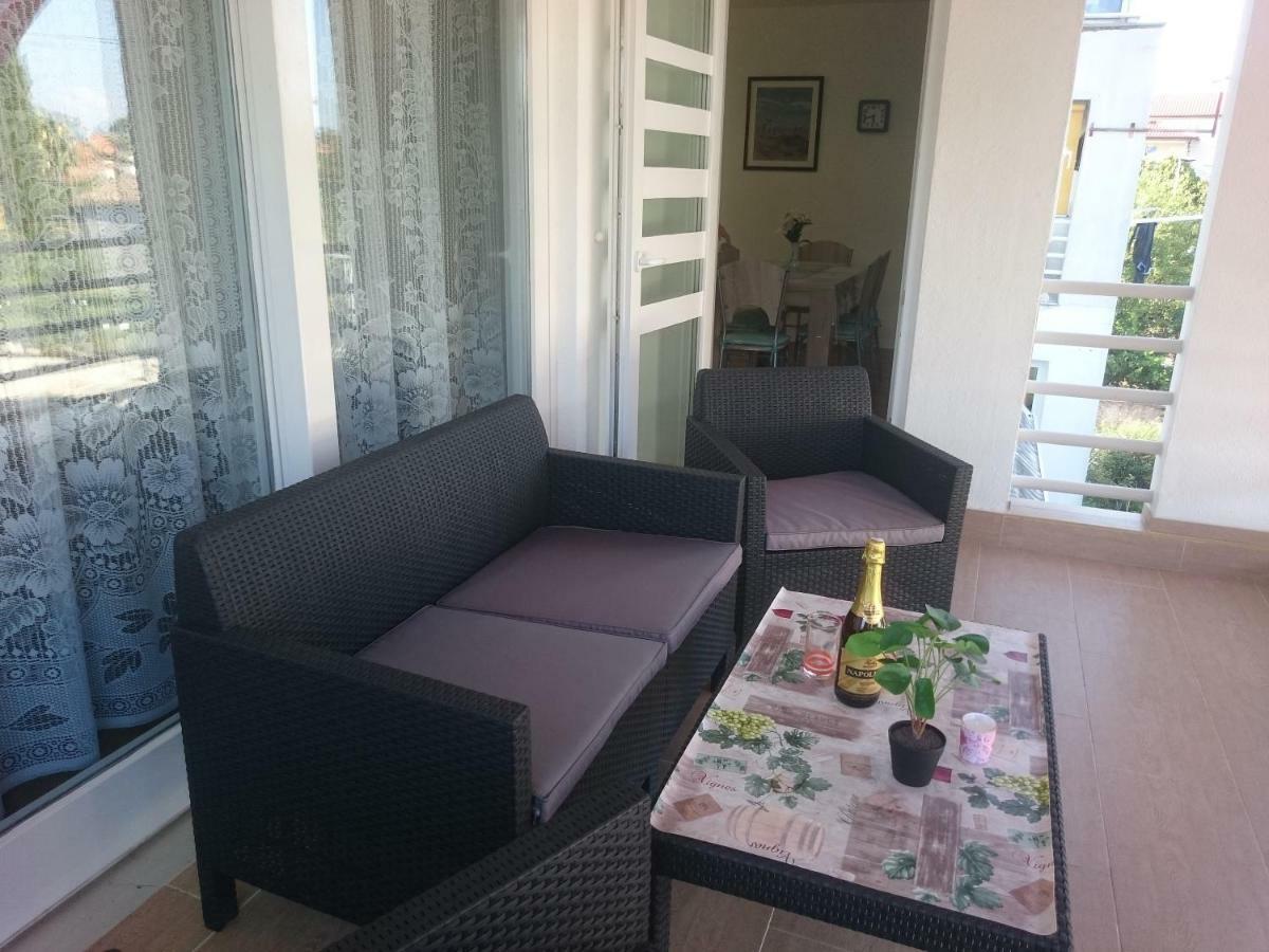 罗维尼Apartman Sanja公寓 外观 照片